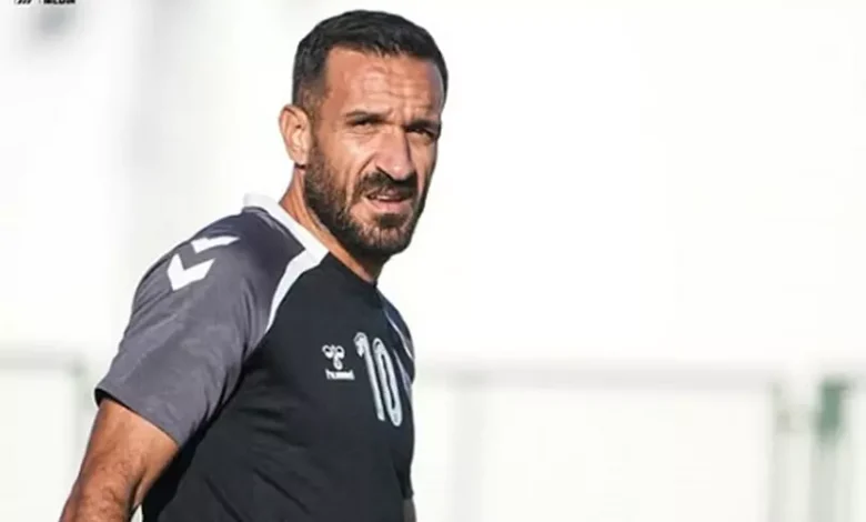 الذهب لا يصدأ.. معلول يواصل توزيع هداياه مع الصفاقسي