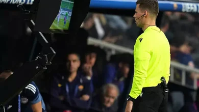 الـVAR يثير الجدل في موقعة برشلونة