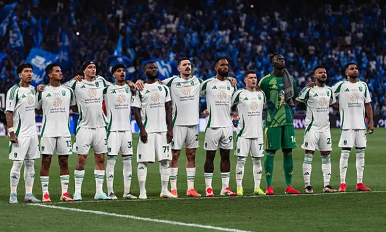 محترف أهلي جدة مهدد بالغياب عن موقعة الغرافة