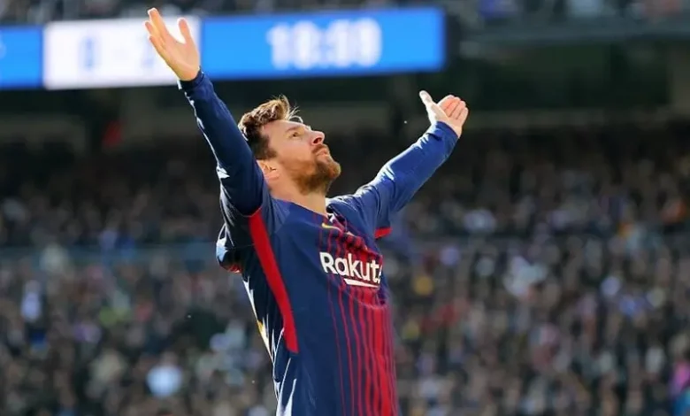 3 أشكال مقترحة لتمثال ميسي التاريخي في "كامب نو"