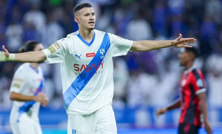 هل يكرر الحمدان تجربة 9 نجوم جمعوا بين الهلال والنصر؟