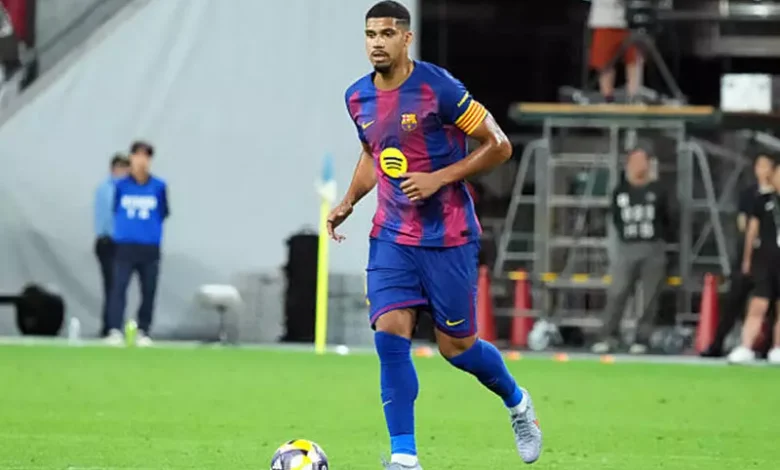 برشلونة يوافق على طلب استثنائي من رونالد أراوخو